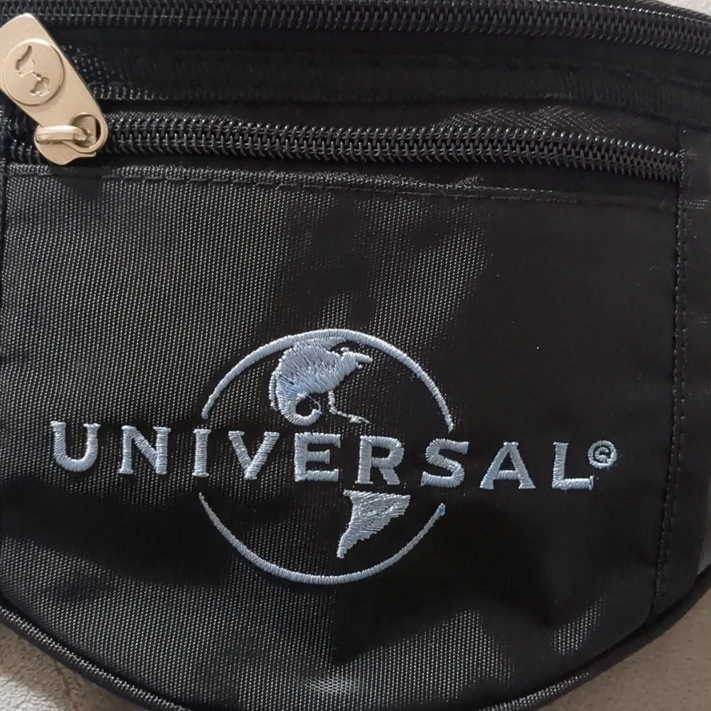 Vintage Universal Studios Fanny Pack Waistpack Bag - Picture 6 of 8
